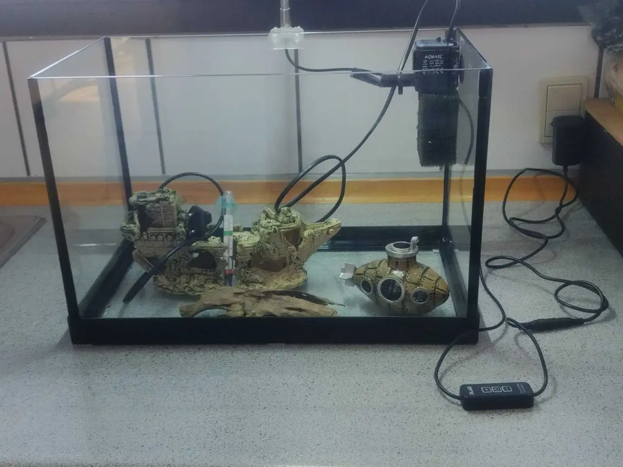 Billede 1 - Fedt akvarie 