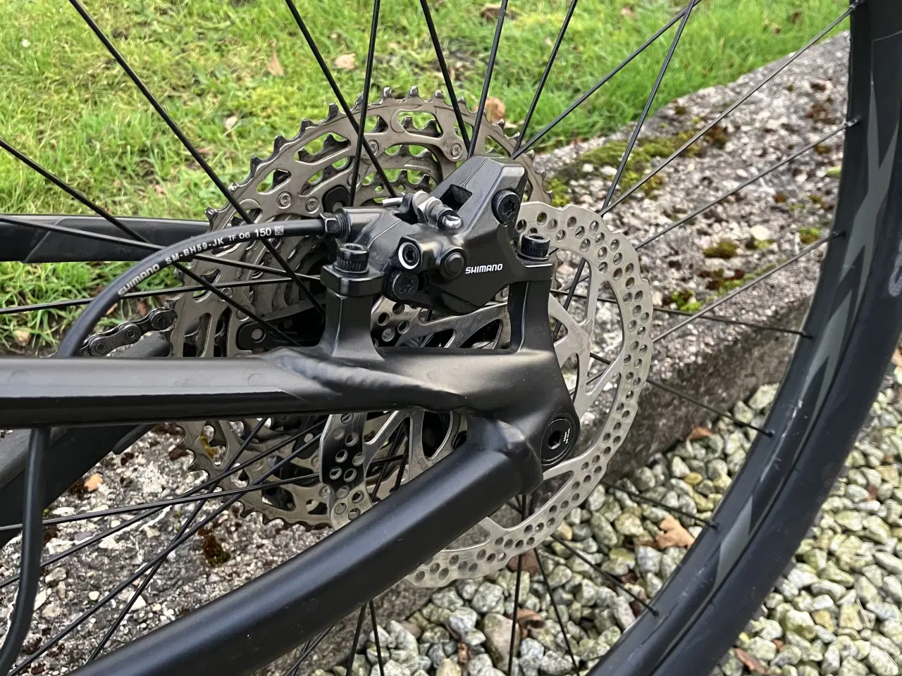 Billede 2 - Mtb fully med alu-stel str medium 