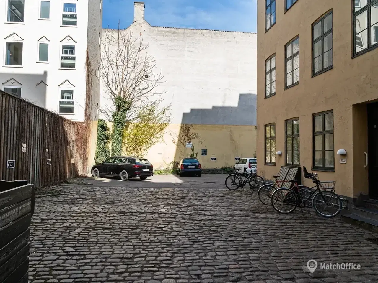 Billede 8 - Parkeringsplads 7 udlejes – Løngangstræde 37. København K