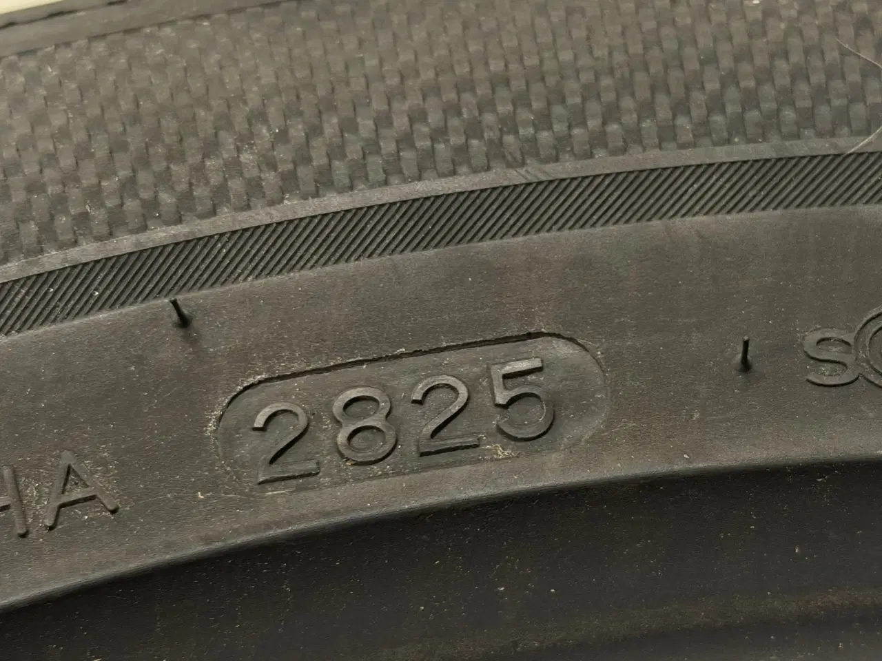 Billede 6 - 255/45/19 sommerdæk sælges. Tesla Y juniper