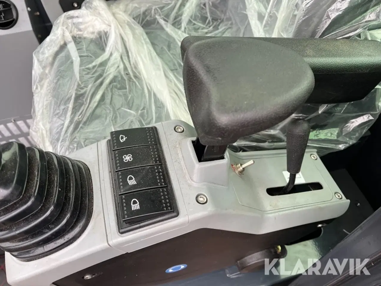 Billede 9 - Gravemaskine Rippa P350 med tiltskovl