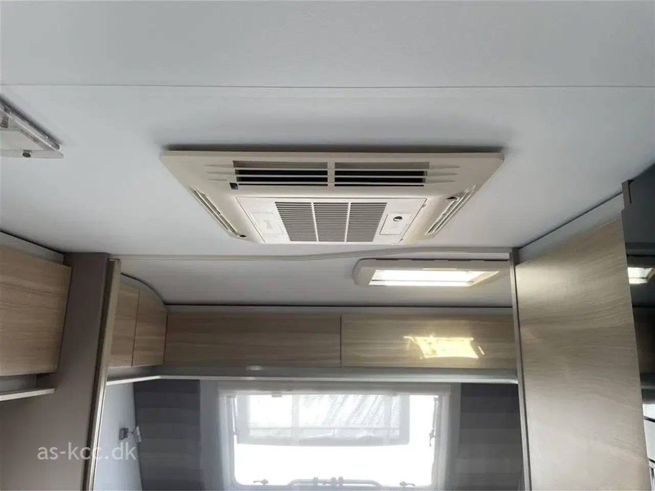 Billede 11 - 2016 - Adria Altea 542 PK   Adria Altea 542 PK Dobbeltseng og køjer