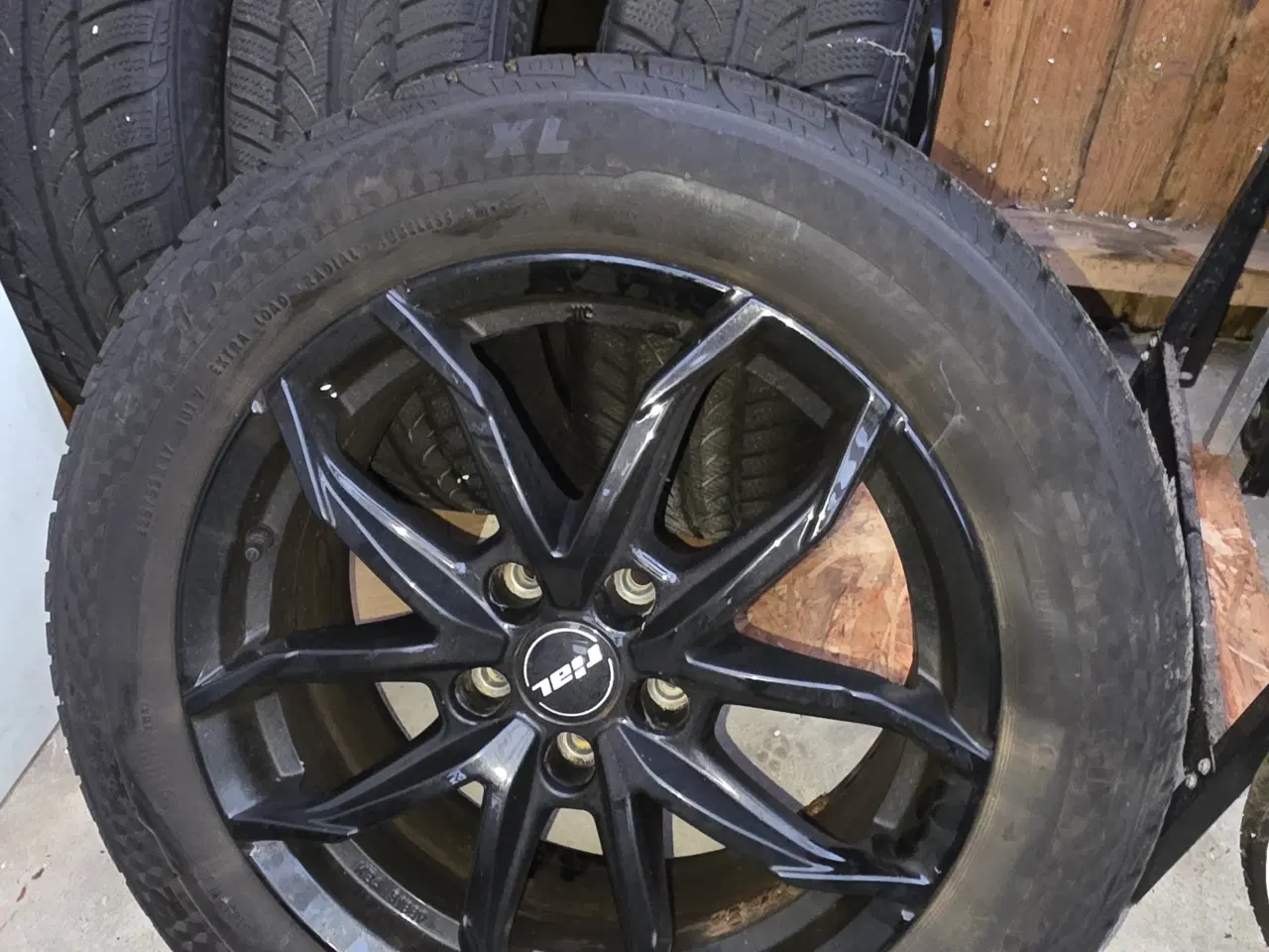 Billede 1 - Vinterdæk på alufælge 