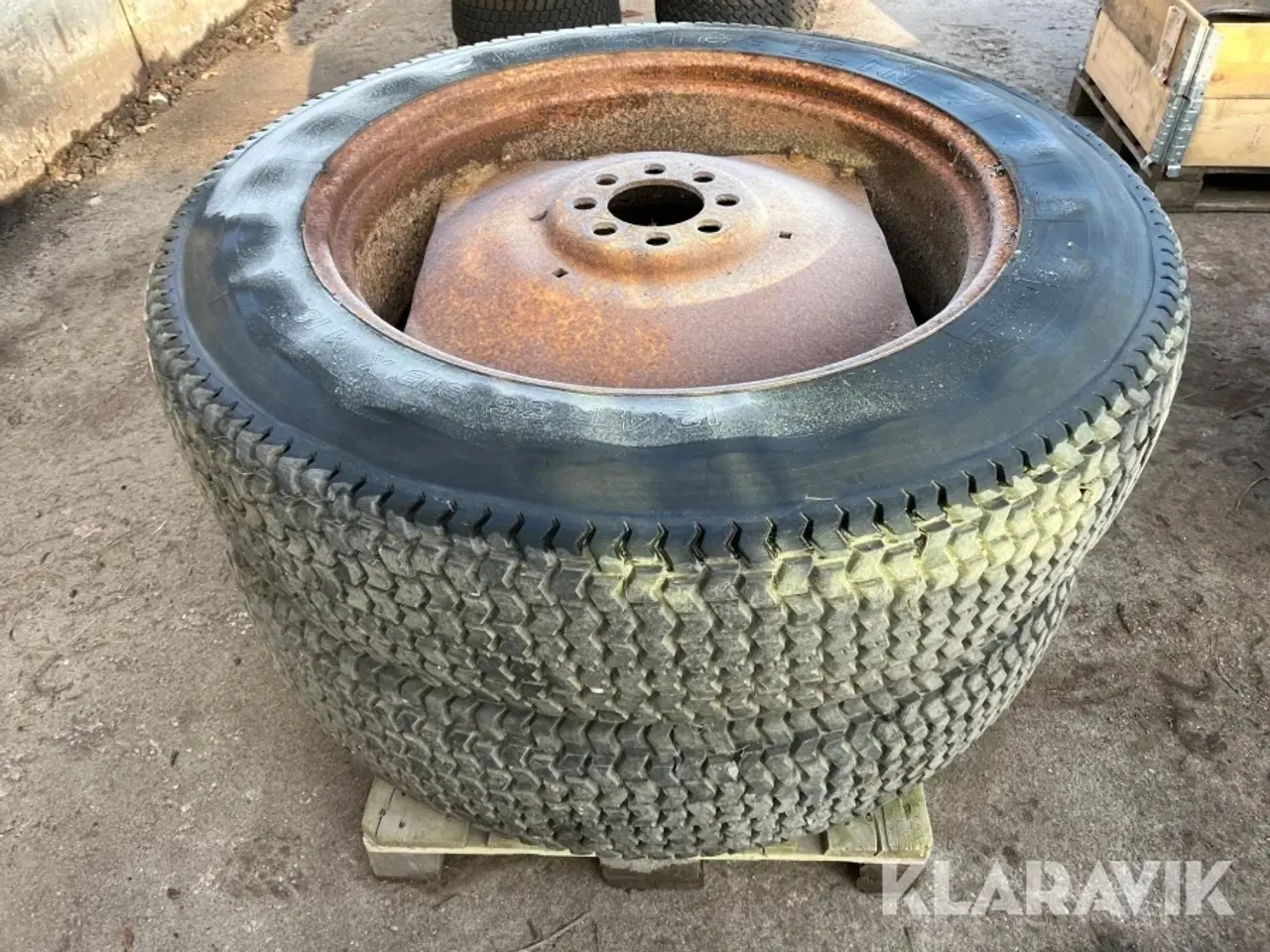 Billede 8 - Dæk med fælg Michelin Big x m18