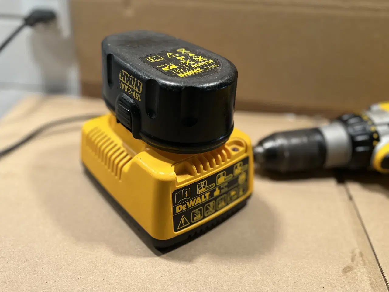 Billede 7 - DeWalt XRP Boremaskine m. kuffert og lader