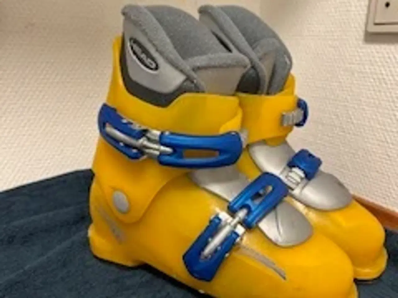 Billede 2 - Børneskistøvler Head