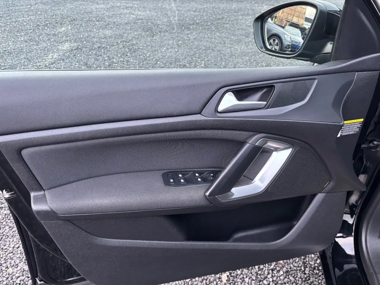 Billede 9 - Peugeot 308 1,6 BlueHDi 120 Allure Sky SW