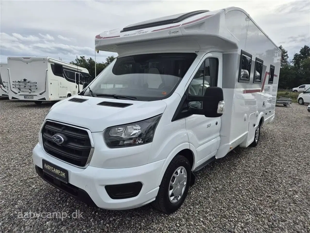 Billede 4 - 2021 - Rollerteam Kronos 282P   Automatgear. Solcelle. markise. tv. lithium batteri. inverter. undervognsbehandlet. Bemærk kun 30,000 km!!