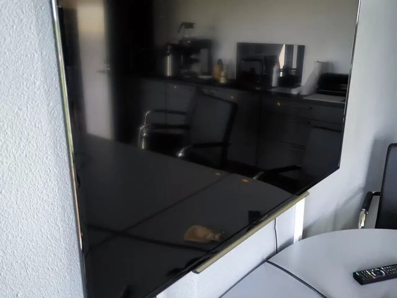 Billede 1 - Fjernsyn SONY Bravia med fjernbetjening
