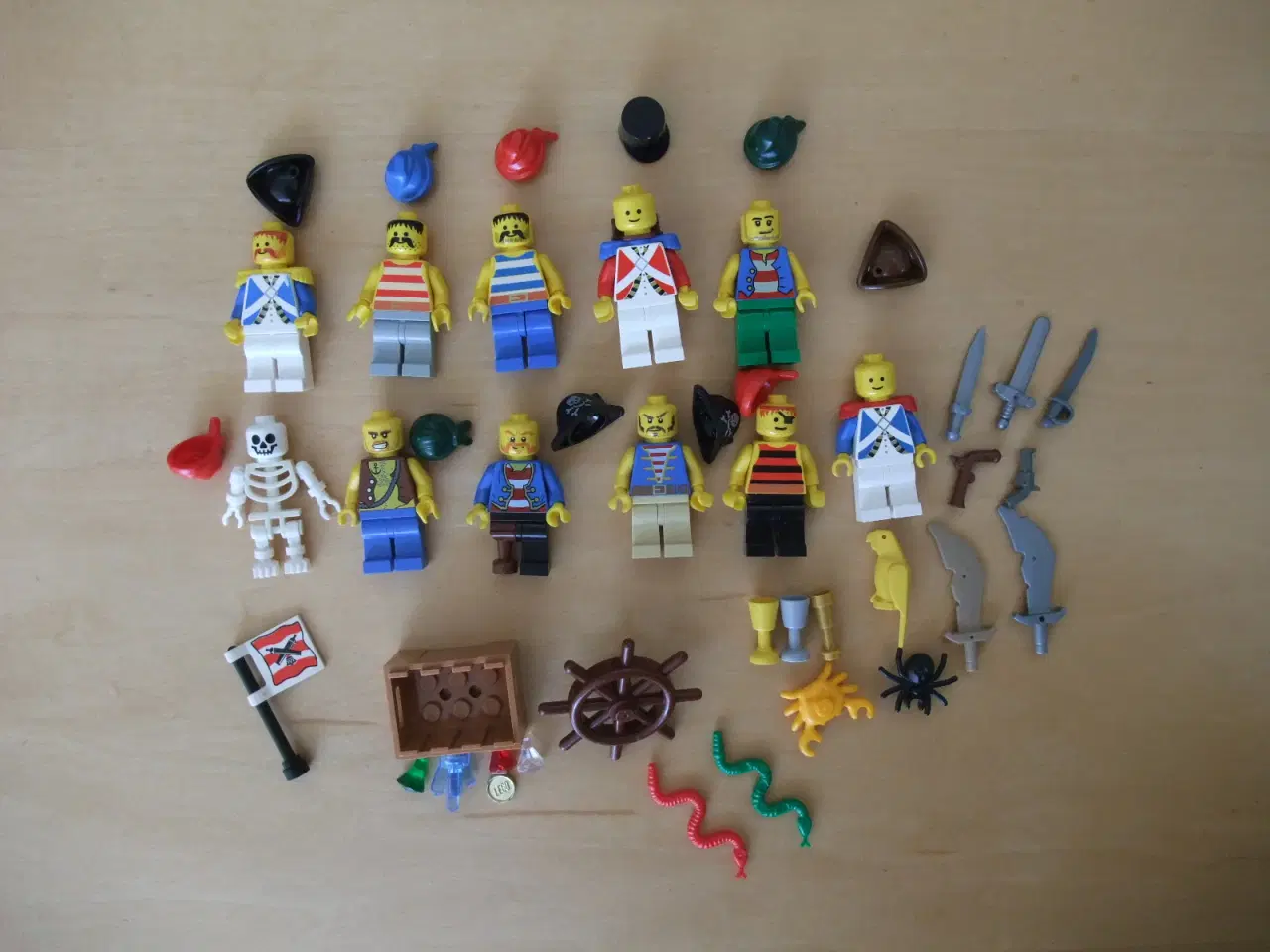 Billede 4 - Lego Pirates Figurer
