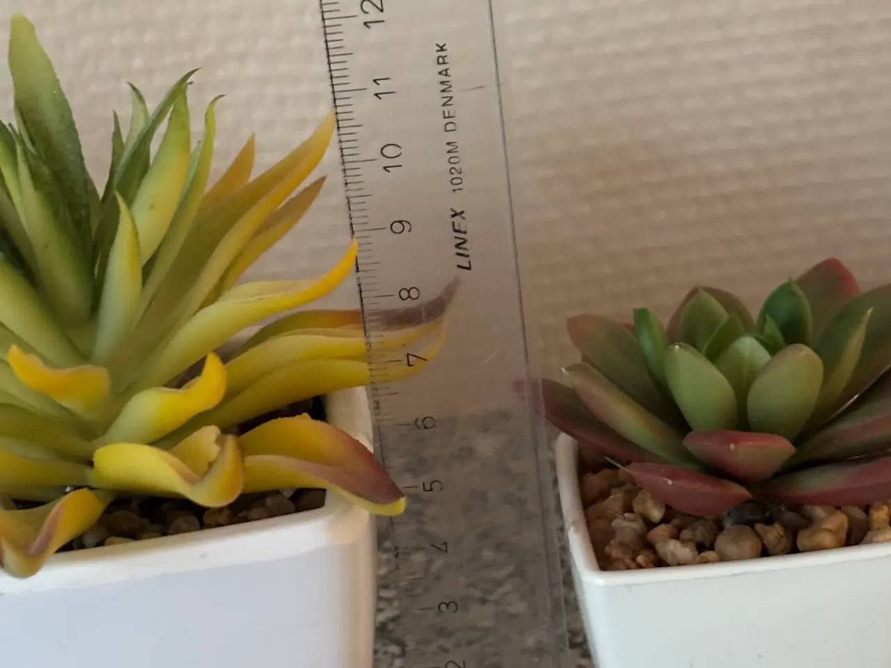 Billede 13 - 4 små plastik planter 