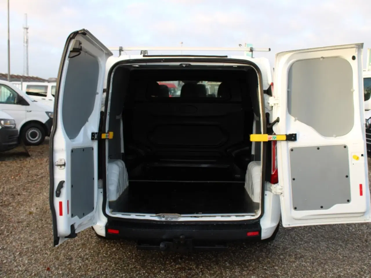 Billede 11 - Ford Transit Custom 300L 2,0 TDCi 130 Trend Mandskabsvogn