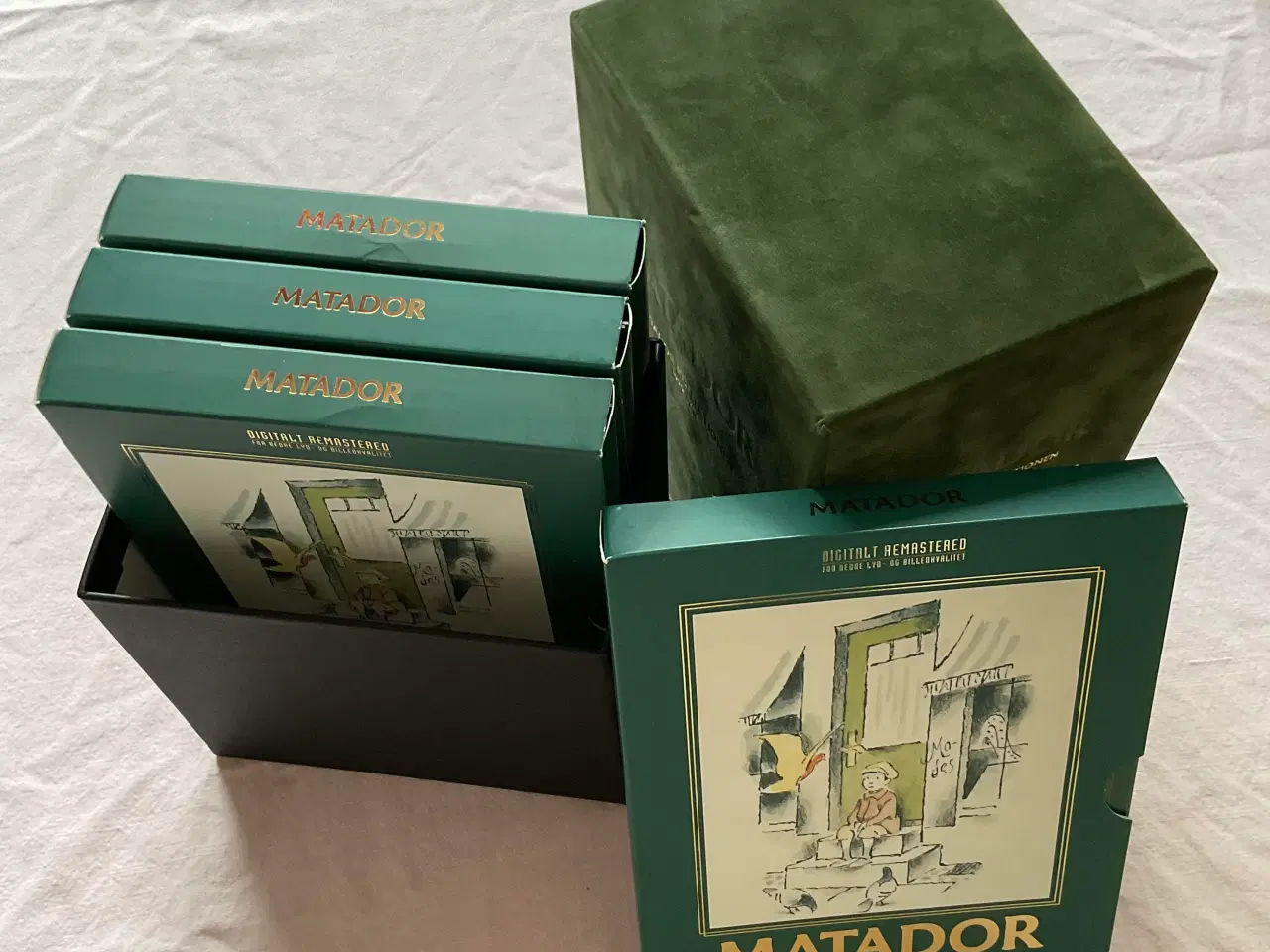 Billede 1 - MATADOR - serien, der tryllebandt danskerne