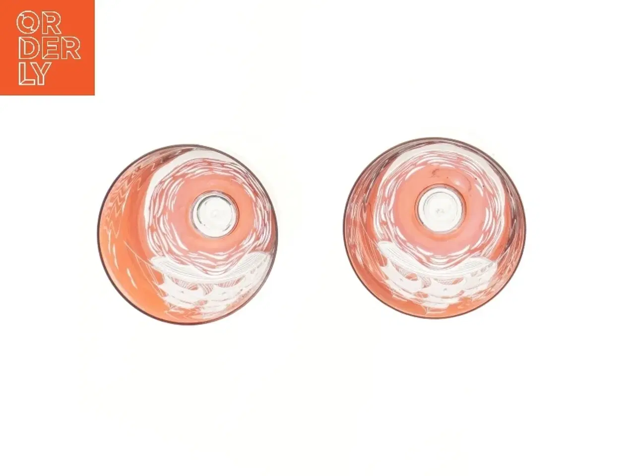 Billede 2 - Rødvinsglas med skibsmotiv (str. Ø 10 cm længde 18,5 cm)