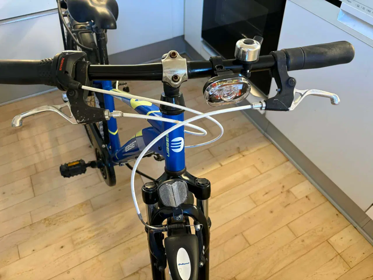 Billede 4 - Flot Ebsen istandsat. 