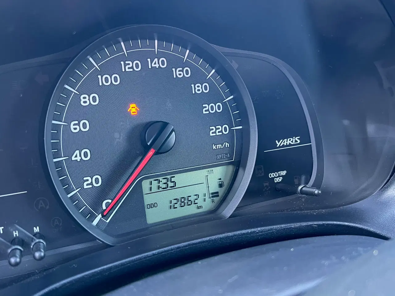 Billede 8 - Sjældent velholdt Toyota Yaris - lavt kilometertal