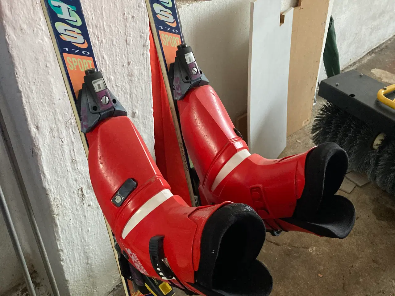 Billede 2 - Slalomski mrk. Blizzard længde 170. Incl støvler 