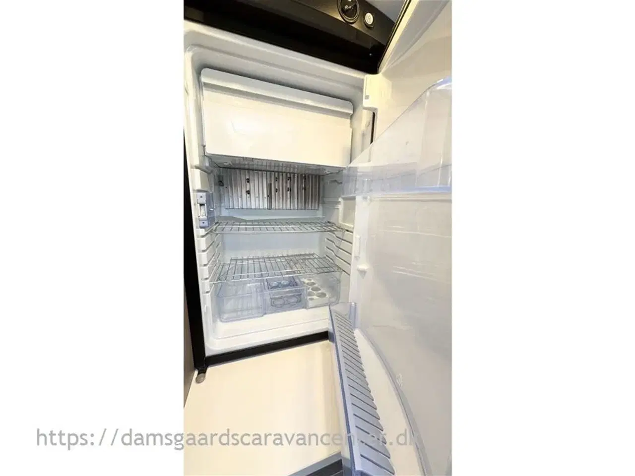 Billede 14 - 2016 - Adria Action 361 LH Enkeltsenge med mulighed for opredning-Telt