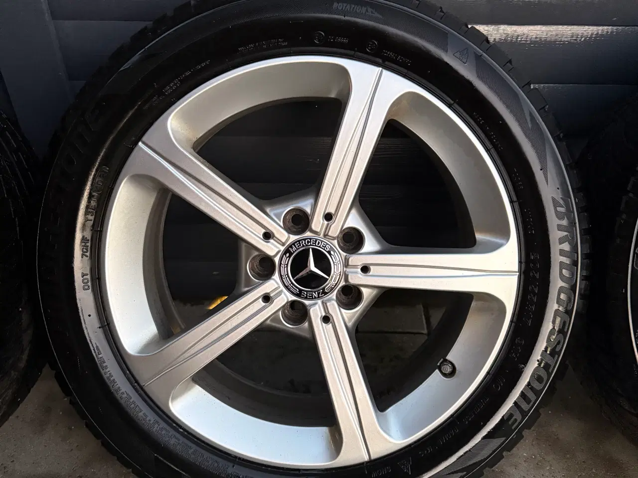 Billede 4 - 17” 5x112 Originale Mercedes alufælge med Bridgest