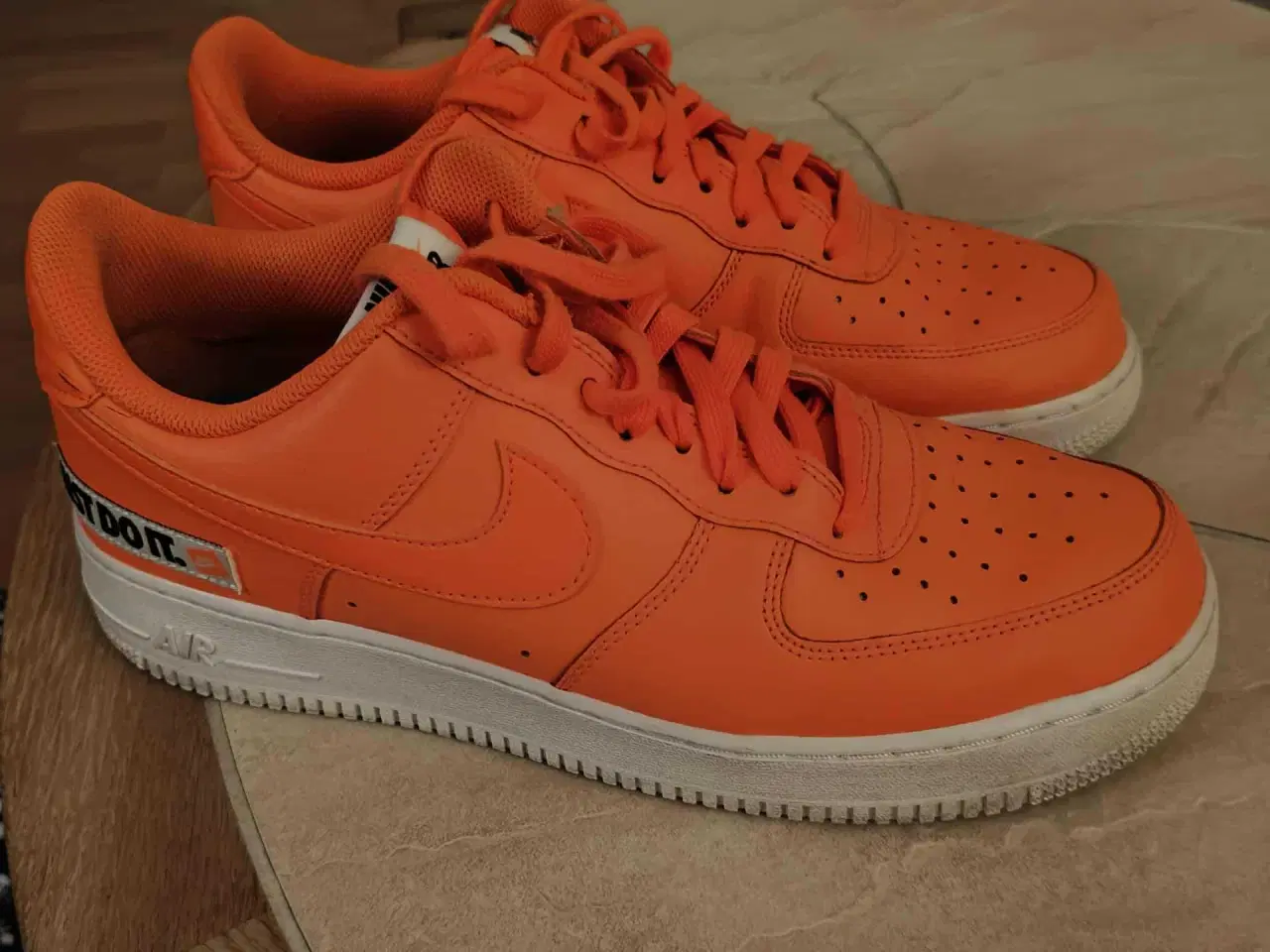 Billede 1 - De er som ny 