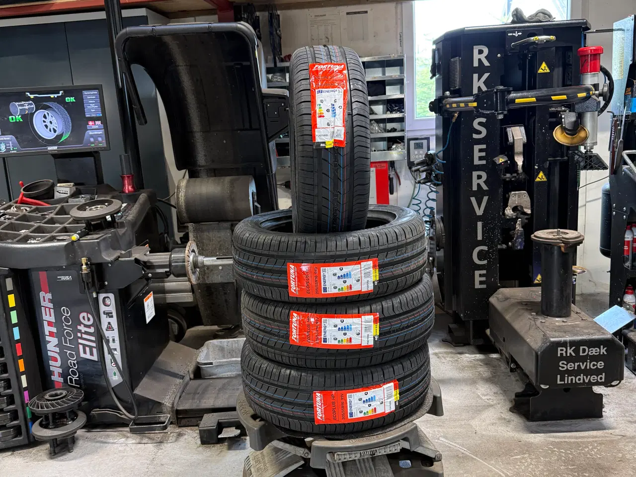 Billede 1 - 4 stks nye Fortuna sommerdæk 205/55 16