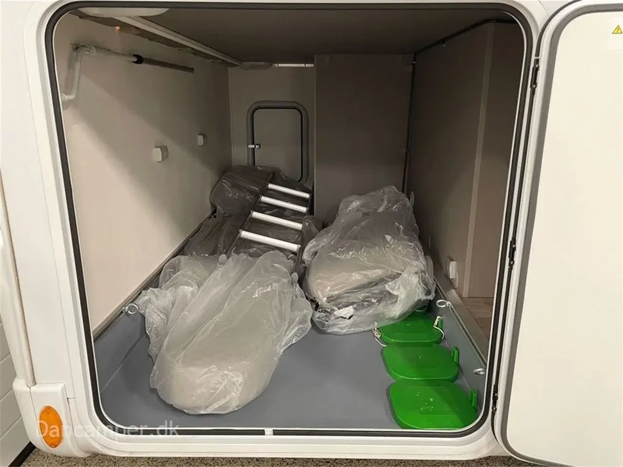 Billede 20 - 2024 - LMC Tourer H 720 Lift LMC Tourer H 720 Lift, 140 Hk, 9-trins aut., El-støttefødder, vandbåren varme i gulvet samt blæsevarme - en god vintervogn