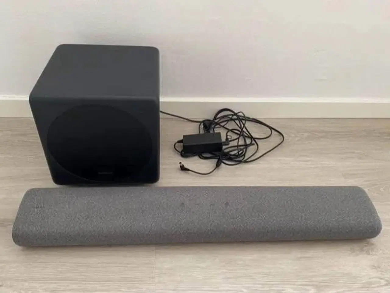 Billede 1 - Soundbar og subwoofer