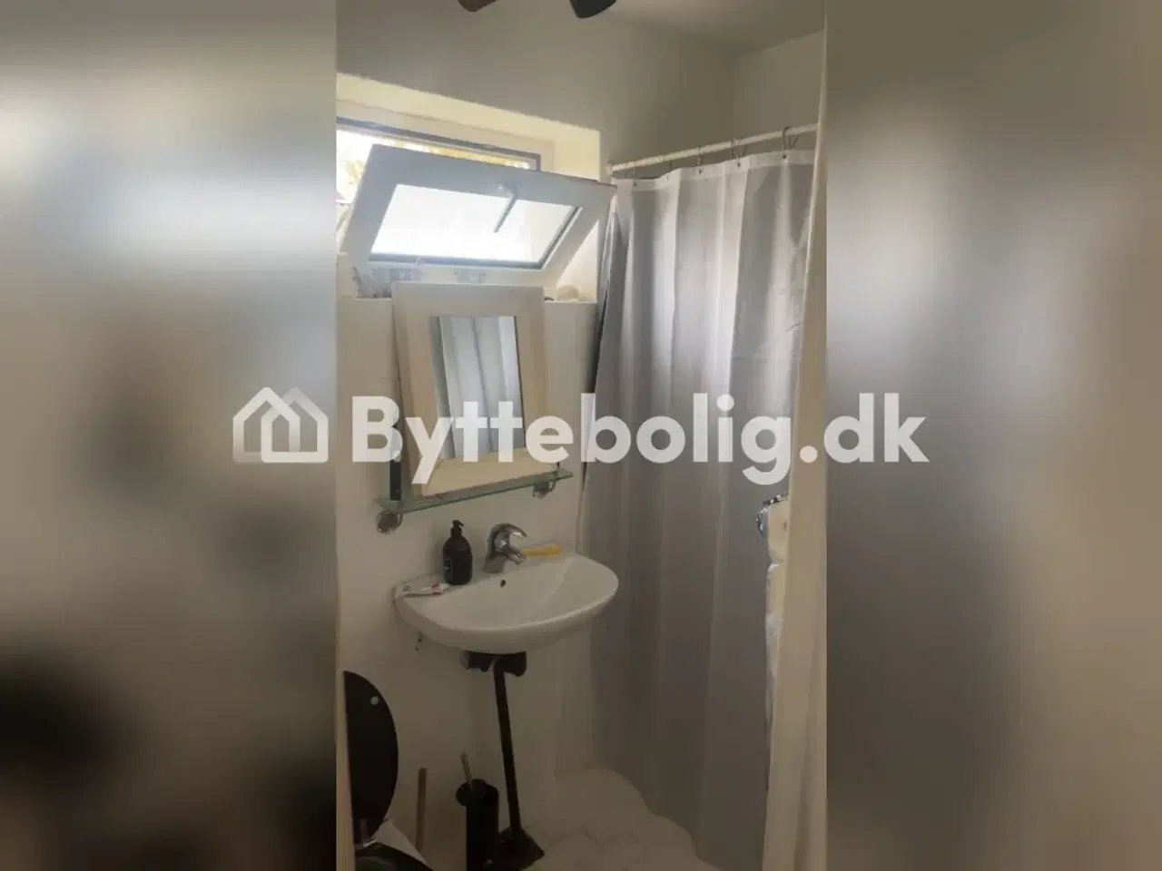 Billede 3 - Dobbelthus i Valby, med stor have og træterrasse