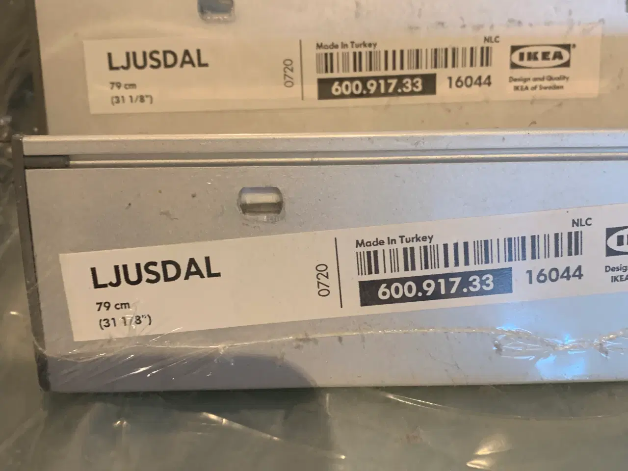 Billede 3 - To glashylder fra Ikea