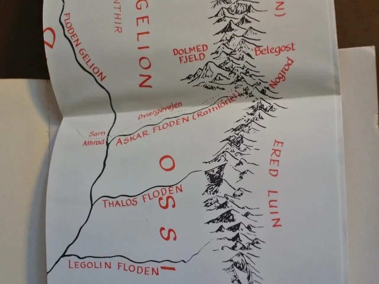 Billede 4 - silmarillion , af j. r. r. tolkien, genre: fantasy
