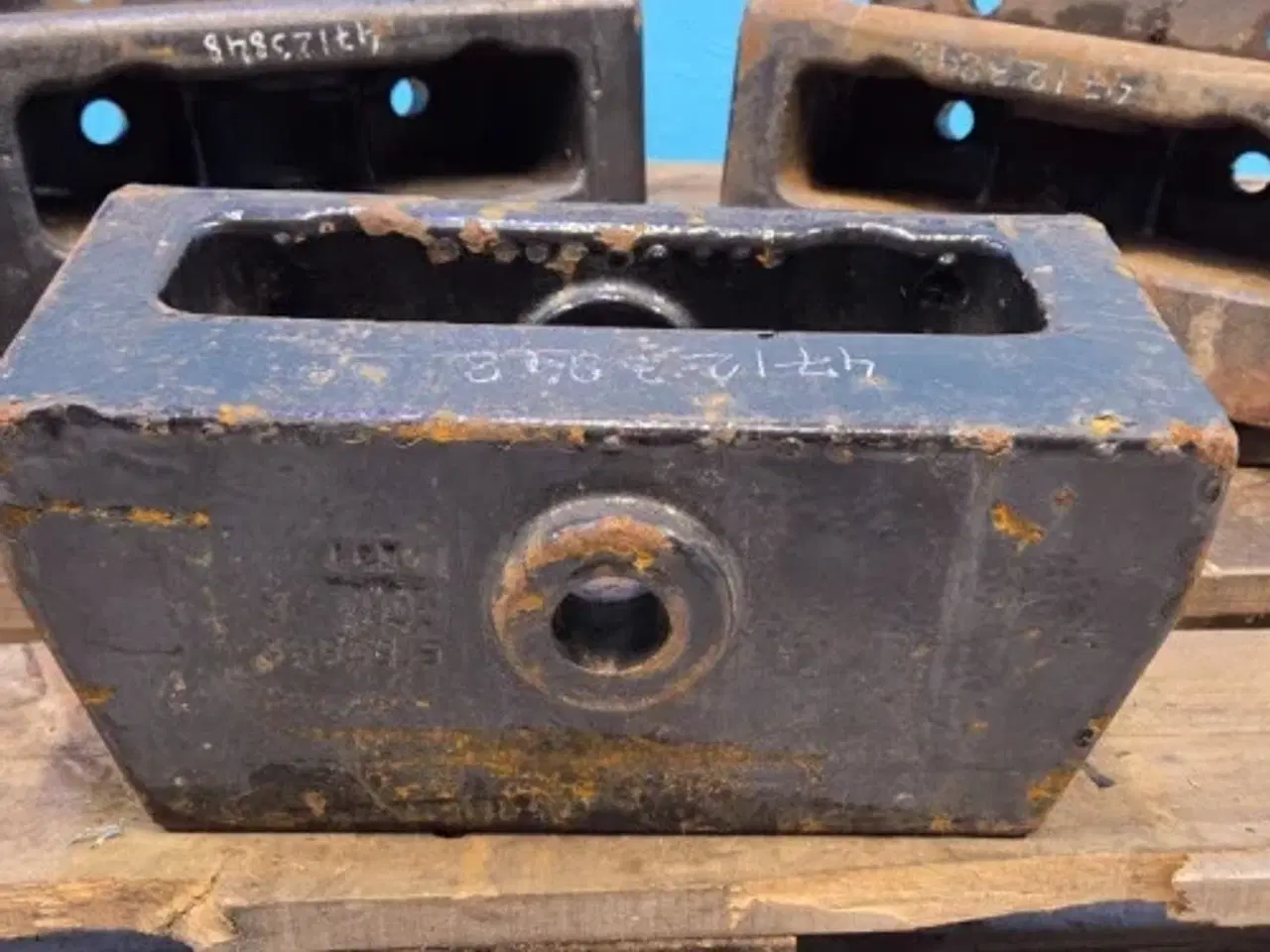 Billede 10 - Case Quantum 85C Support 47123848  3Stk