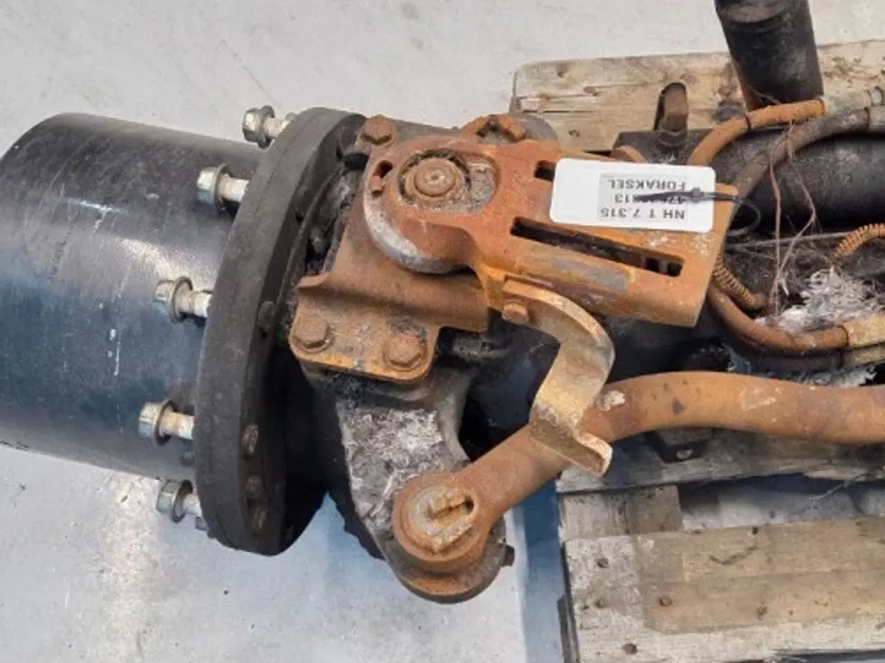 Billede 13 - New Holland T7.315 Foraksel 47676813