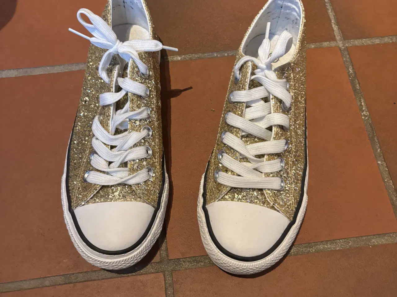 Billede 1 - Guld sko