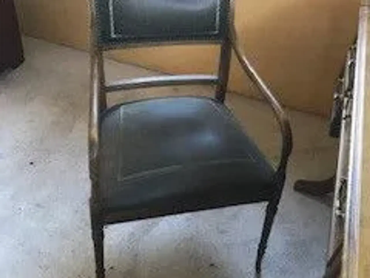 Billede 7 - Engelsk skrivebord med stole