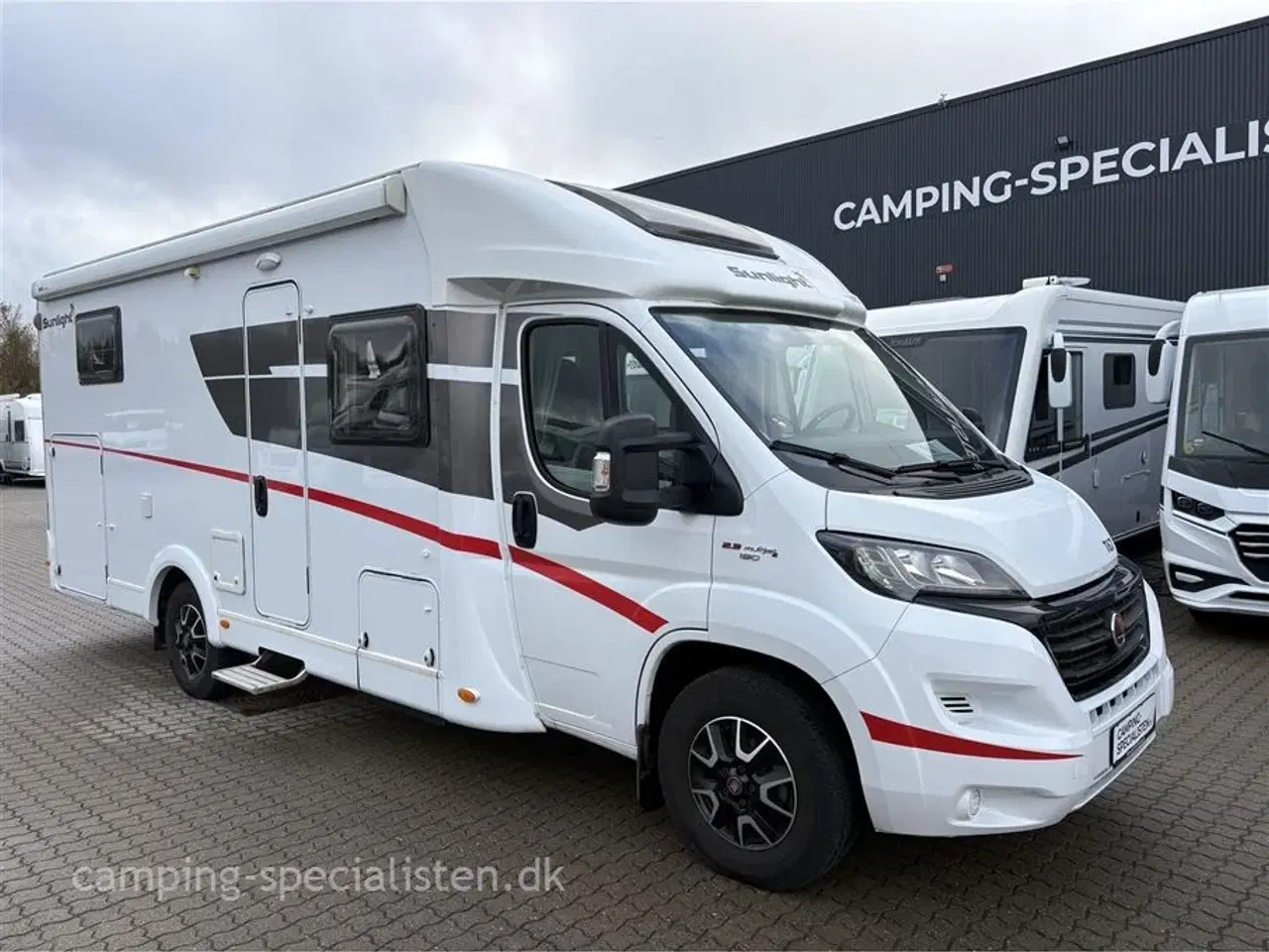 Billede 2 - 2018 - SunLight T 67 Aut.   SunLight T67 Aut. 2018 - Se den nu hos Camping-Specialisten.dk