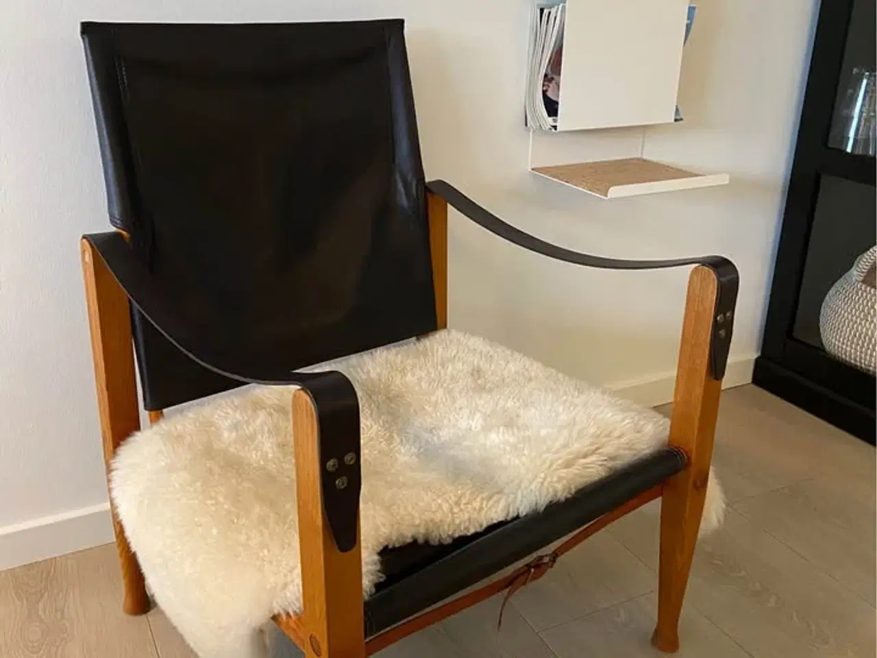 Billede 1 - Kaare Klint Safaristol, nybetrukket