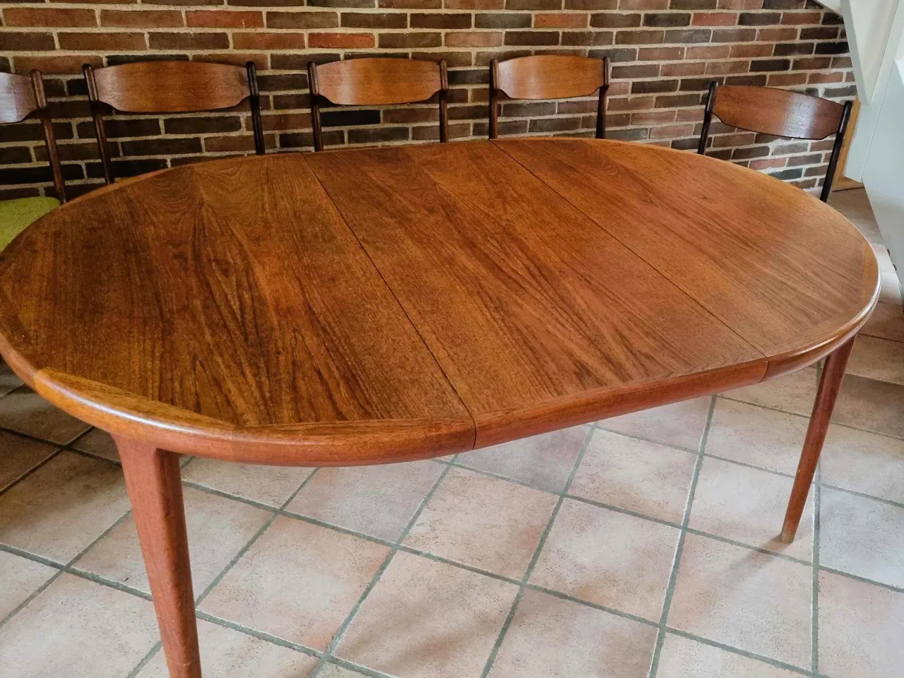 Billede 2 - Spisestuebord + stole TEAK