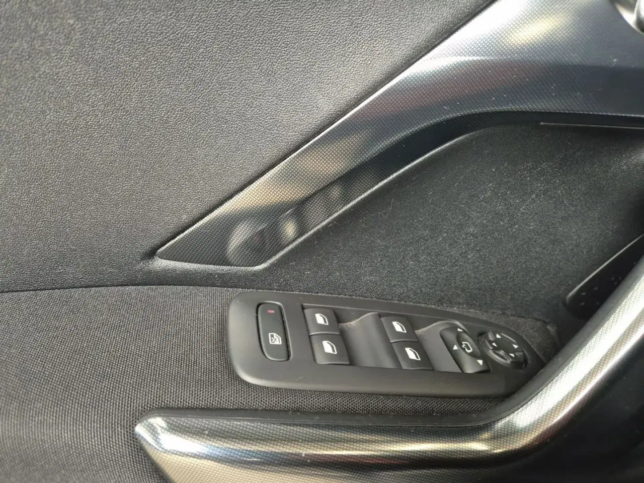 Billede 13 - Peugeot 2008 1,2 VTi Allure 82HK