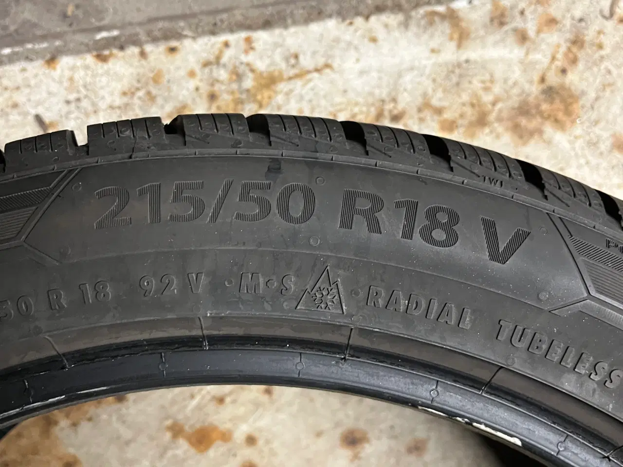 Billede 4 - Vinterdæk 215/50 R 18V Barum ( conti )