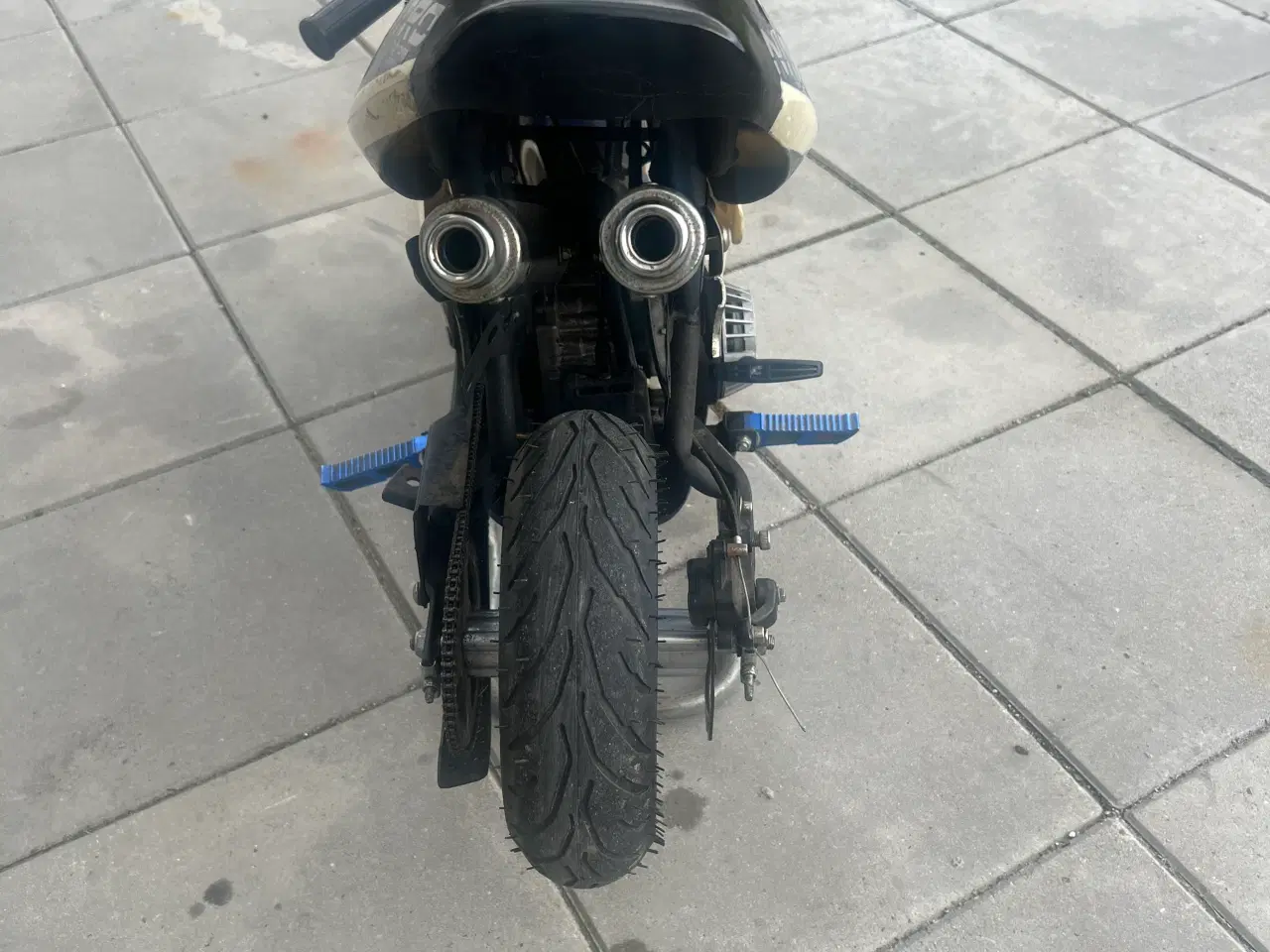 Billede 3 - Nitro Pocket Bike 49cc Benzin med Nøgle  – Mega fe