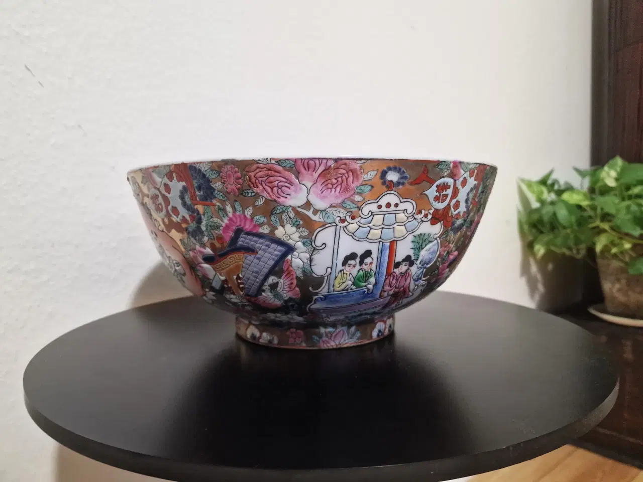 Billede 2 - Stor dekorativ skål, rosenfamilien.