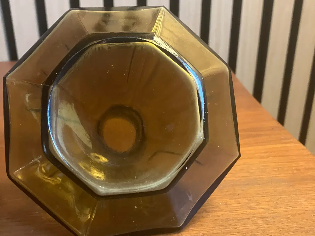 Billede 4 - Røgfarvet parfumeflakon 