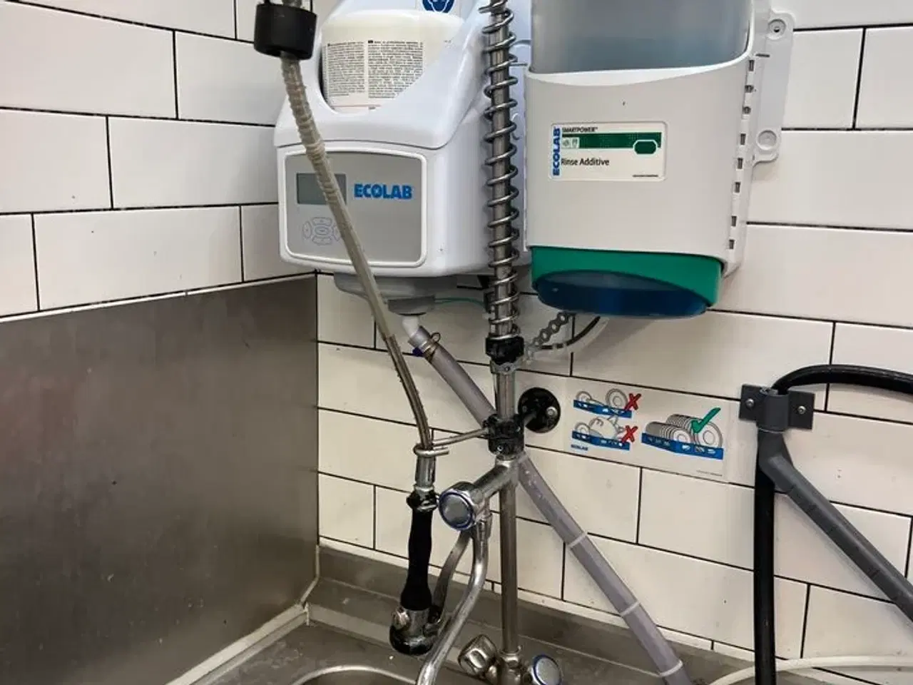 Billede 3 - Arbejdsstation inkl. vandhane