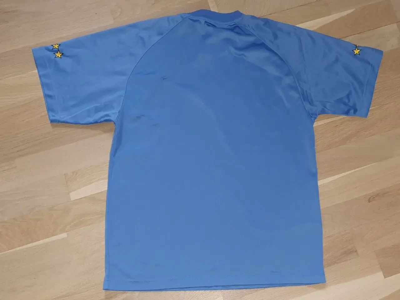 Billede 2 - Sportstrøje	