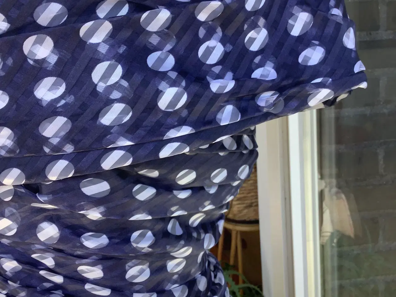 Billede 9 - Flot kjole med gof vidde.