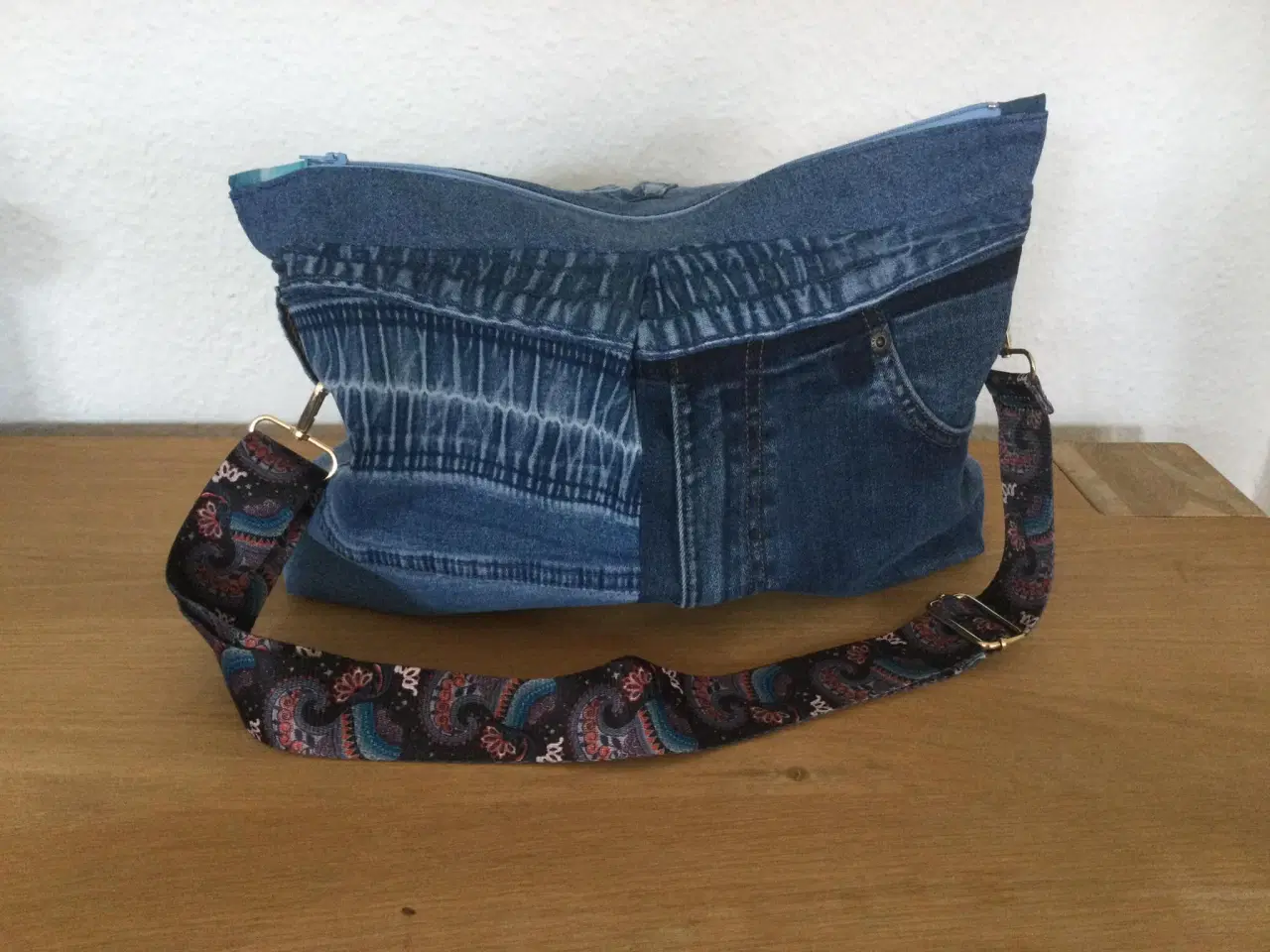 Billede 1 - Taske af jeans