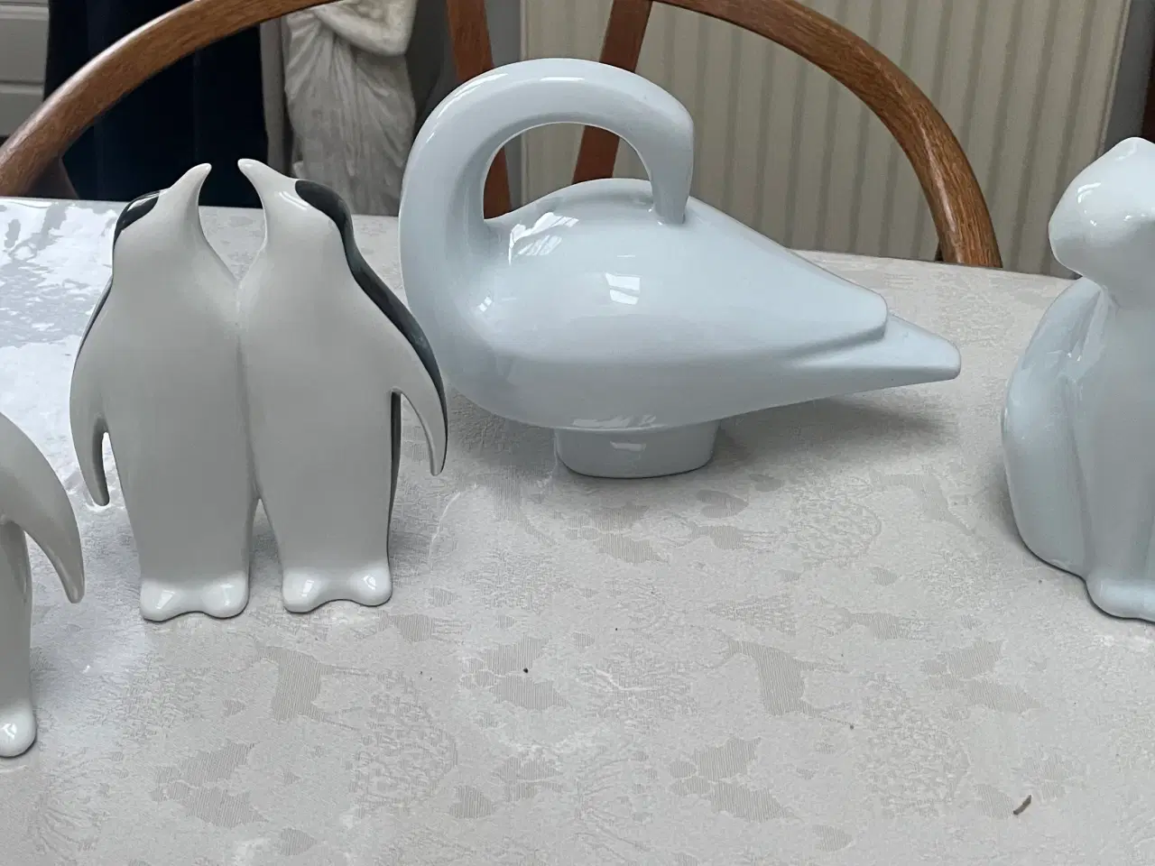 Billede 3 - B&G hvide figur