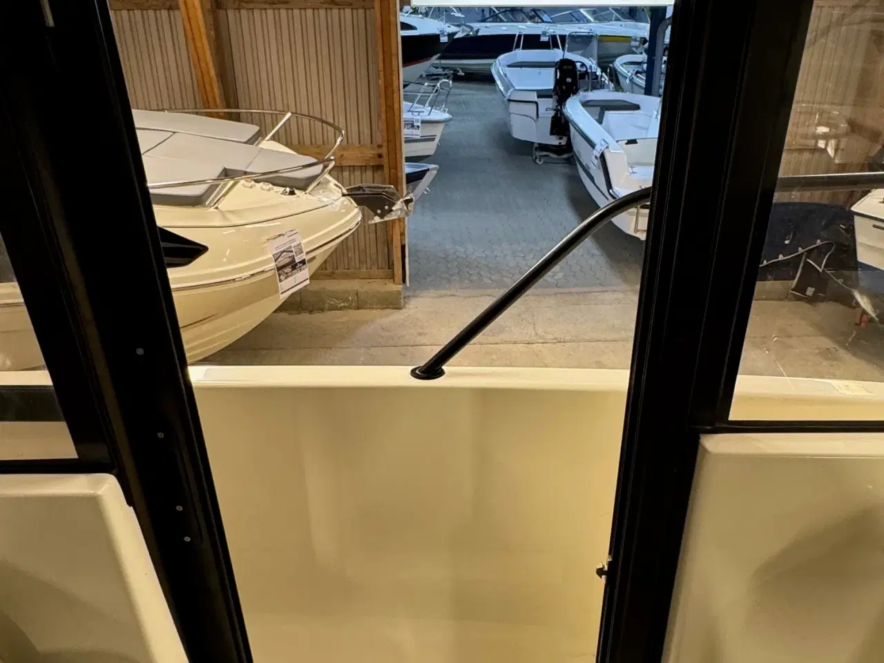 Billede 30 - Captur 705 Pilothouse med 225 hk Mercury-EFI DS 3,4L V6 XL - alt i udstyr.