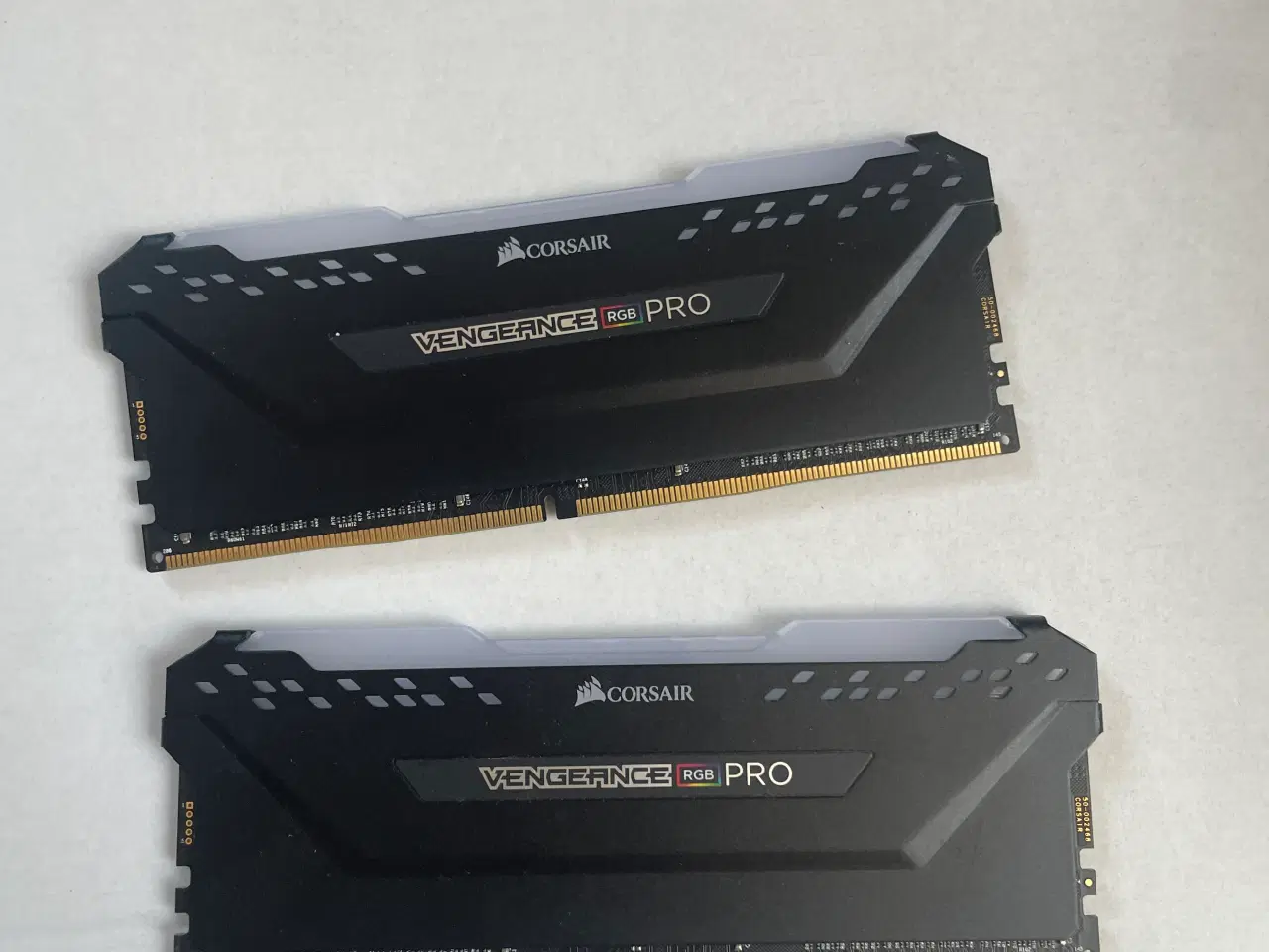 Billede 1 - Ddr 4 32gb ram led