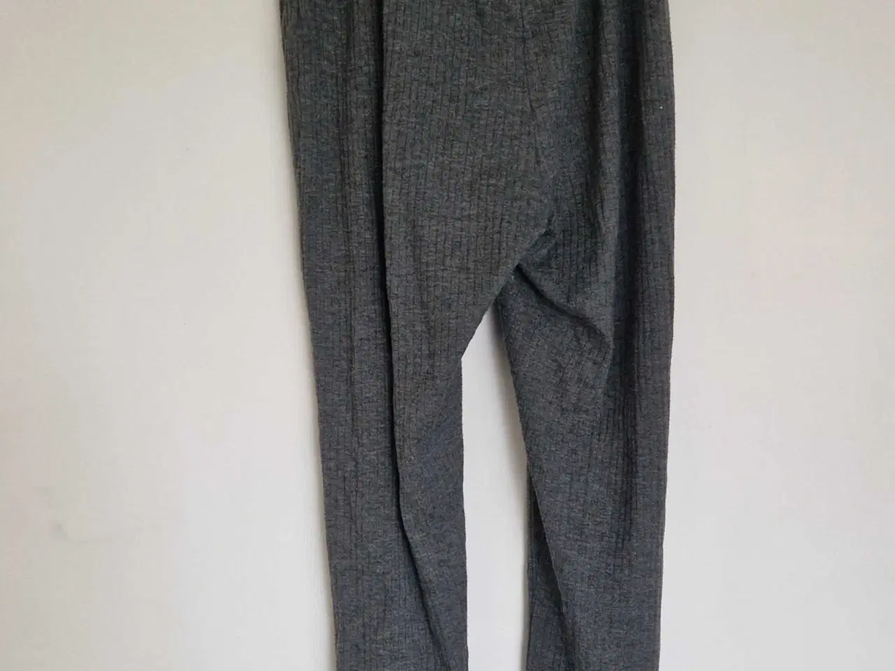 Billede 2 - Grå bukser til kvinder
